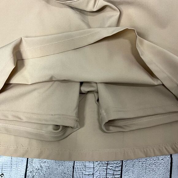 EBB & FLOW Skort - Picture 2 of 6